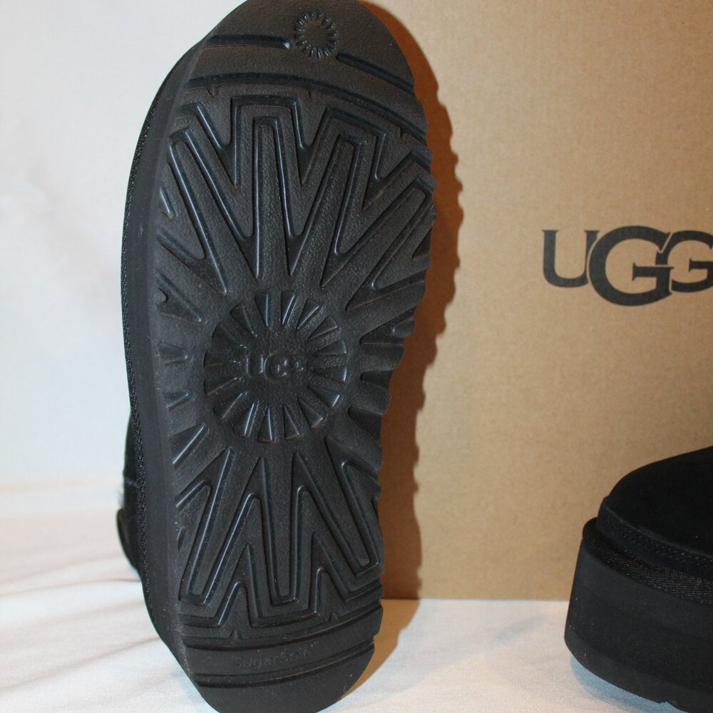 UGG WOMEN'S NEUMEL PLATFORM‎ SUEDE SHEARLING LINED ANKLE BOOTS BLACK - Picture 8 of 8